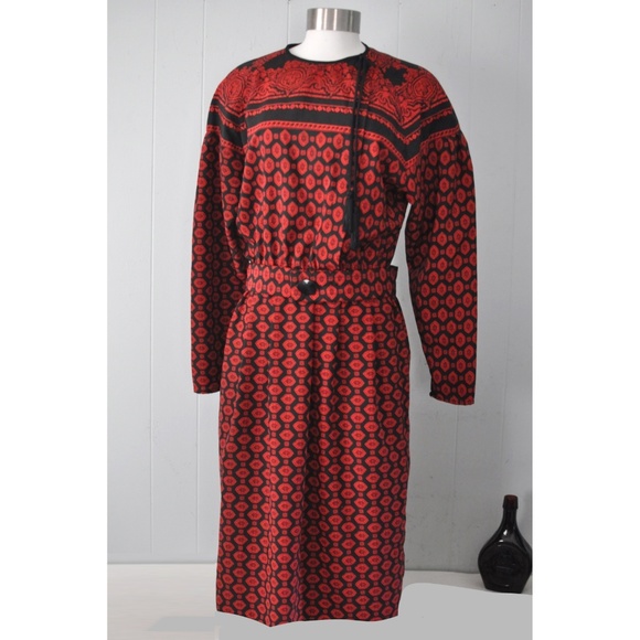 Patterned Maxi Dress Red Black - Picture 1 of 5